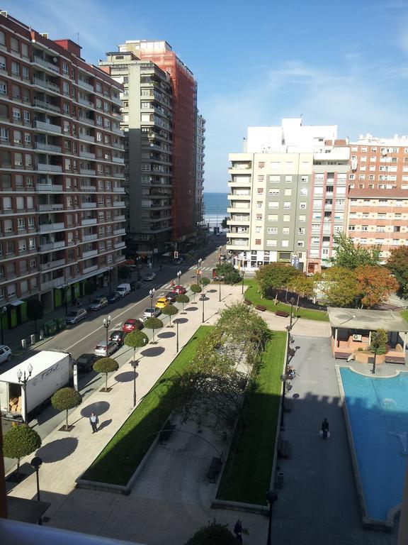 Готель Begona Playa Хіхон Екстер'єр фото